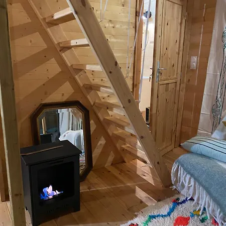 Hébergement de vacances Maison En Bois 1 4 Couchages Type Tiny House Granville