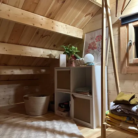 Holiday home Maison En Bois 1 4 Couchages Type Tiny House *