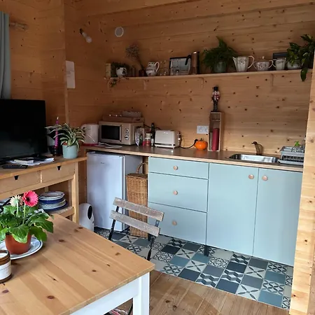 Maison En Bois 1 4 Couchages Type Tiny House *