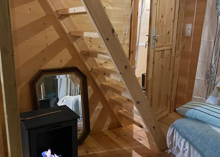 Hébergement de vacances Maison En Bois 1 4 Couchages Type Tiny House Granville