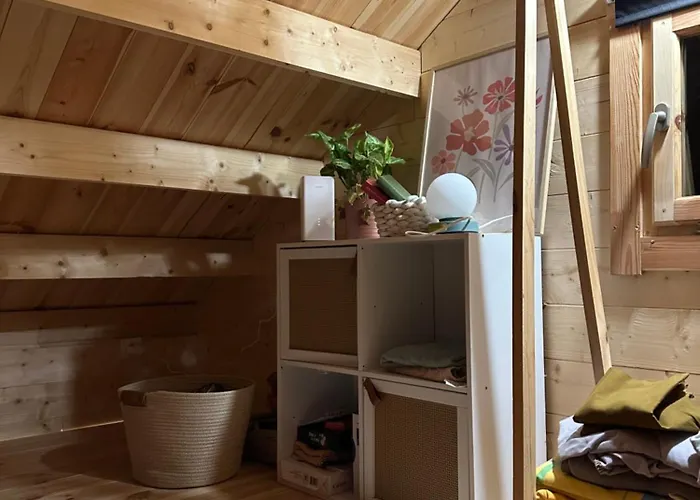 Hébergement de vacances Maison En Bois 1 4 Couchages Type Tiny House *